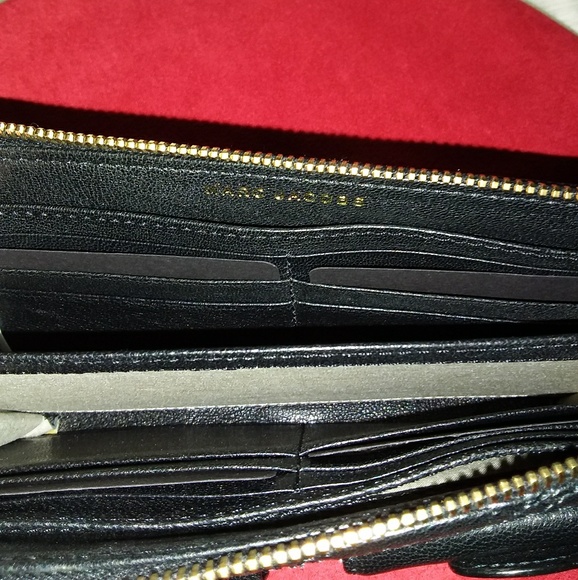 Marc Jacobs Clutch Wallet - Picture 5 of 7